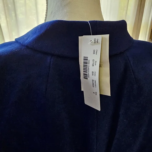 NWT, Jcrew, Blue Blazer, size 8 - Picture 3 of 3